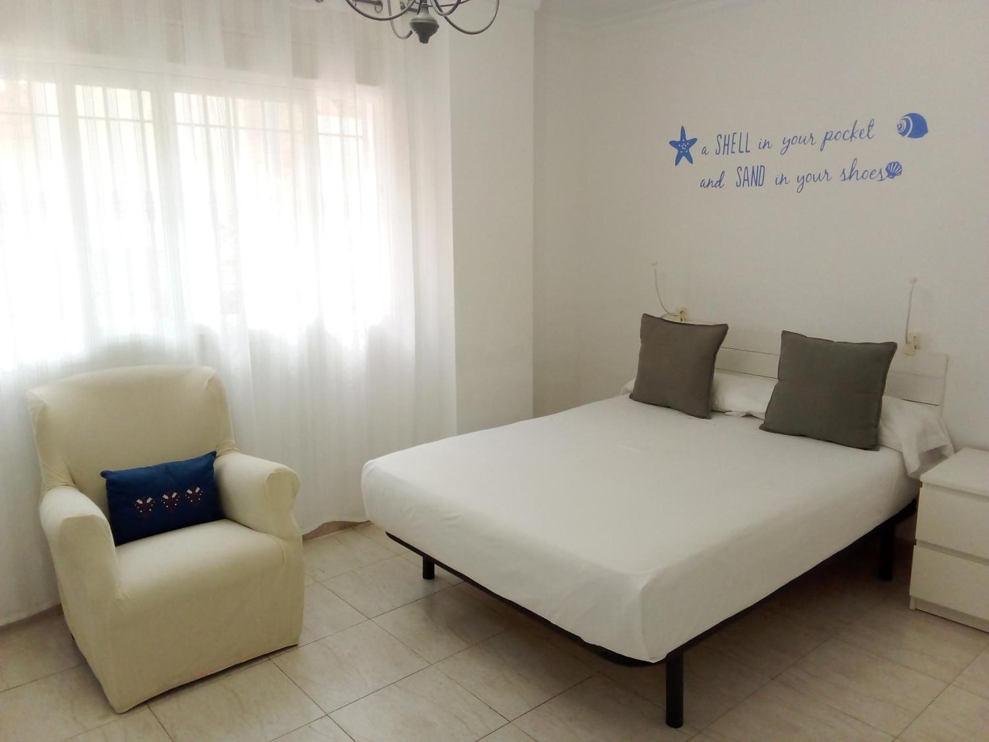 Coqueto Estudio En Calle Vela 贝纳尔马德纳 外观 照片