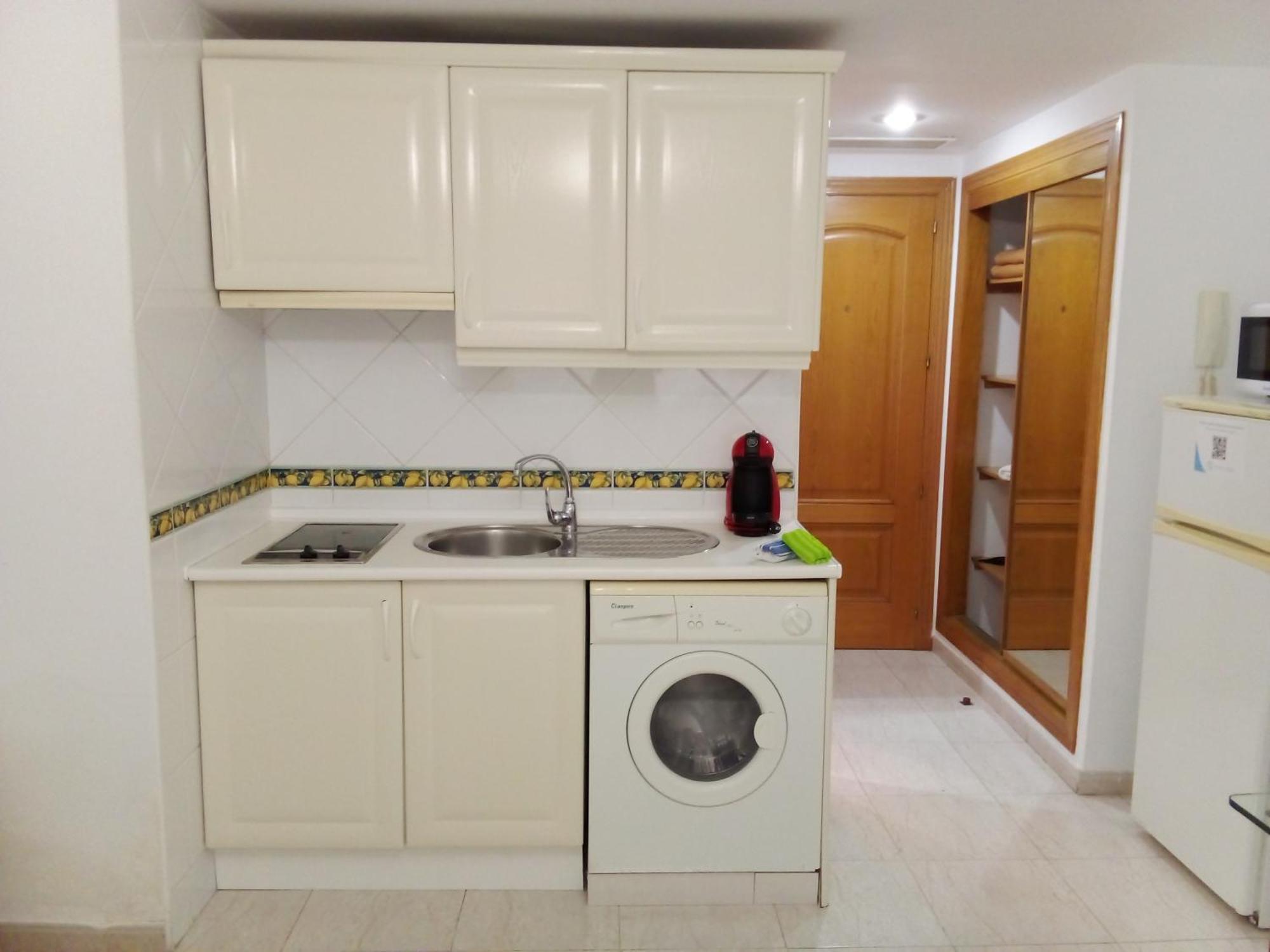 Coqueto Estudio En Calle Vela 贝纳尔马德纳 外观 照片