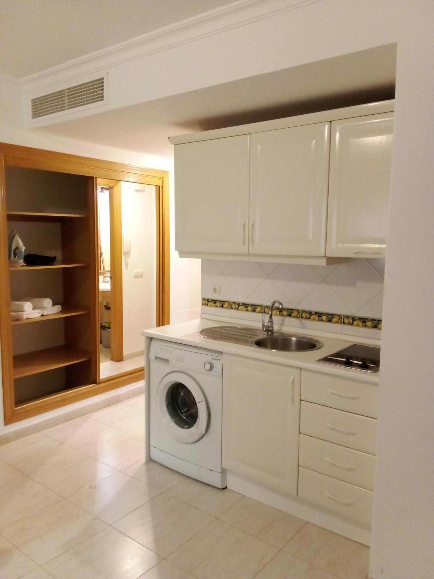 Coqueto Estudio En Calle Vela 贝纳尔马德纳 外观 照片
