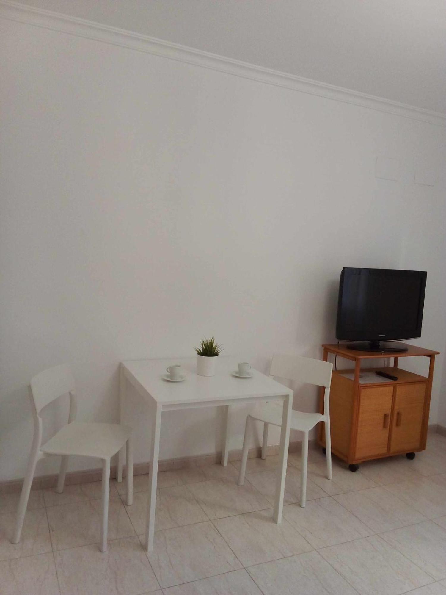 Coqueto Estudio En Calle Vela 贝纳尔马德纳 外观 照片