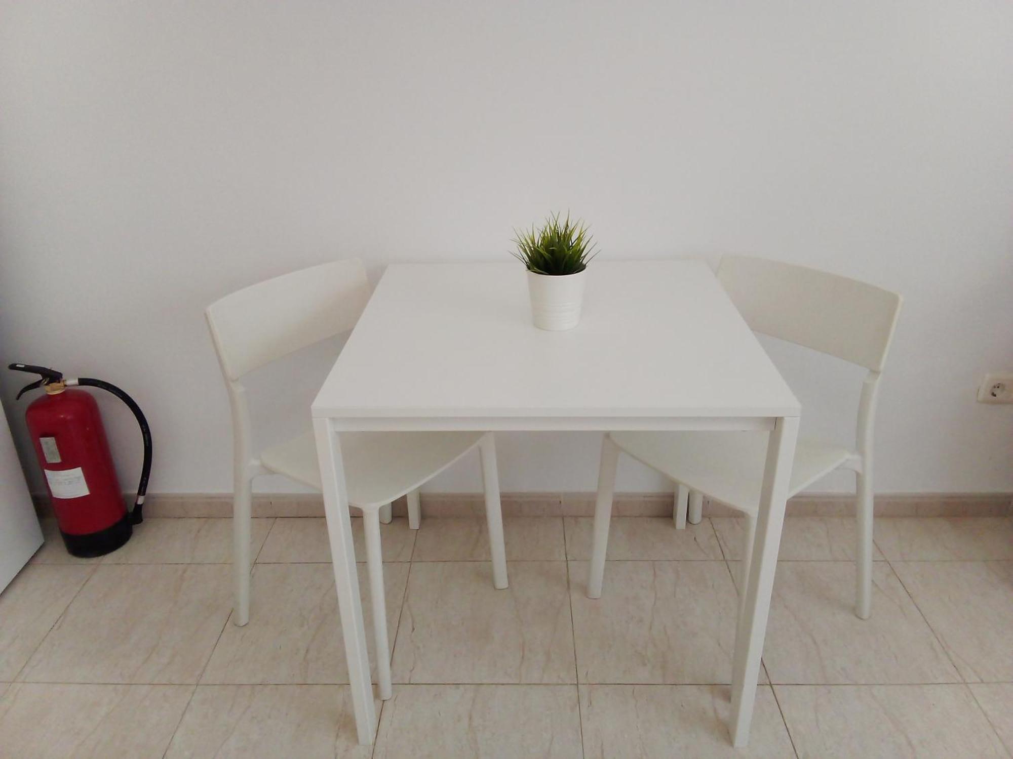 Coqueto Estudio En Calle Vela 贝纳尔马德纳 外观 照片