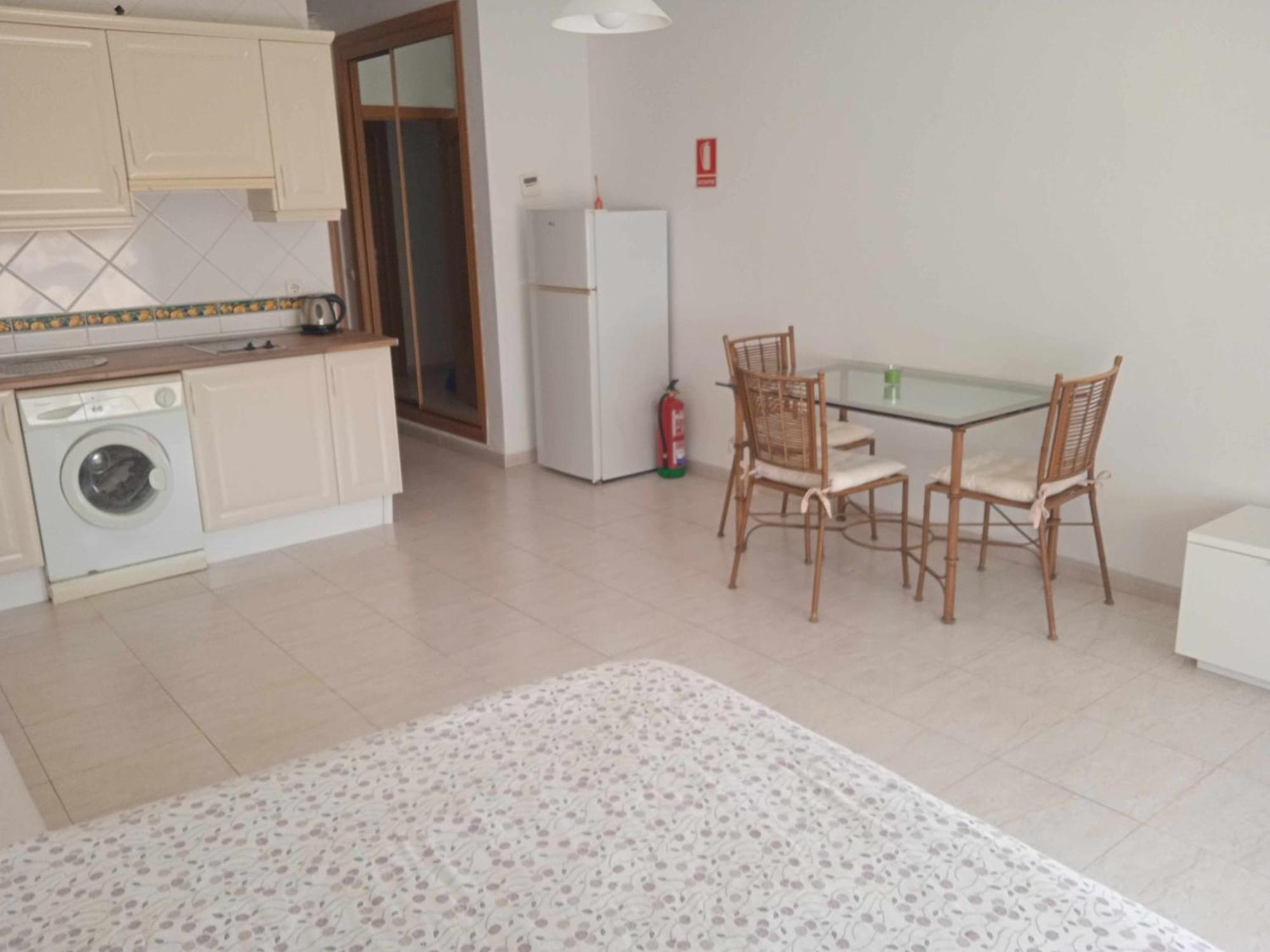 Coqueto Estudio En Calle Vela 贝纳尔马德纳 外观 照片